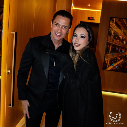 Dr. Roberto Viotto Facetas